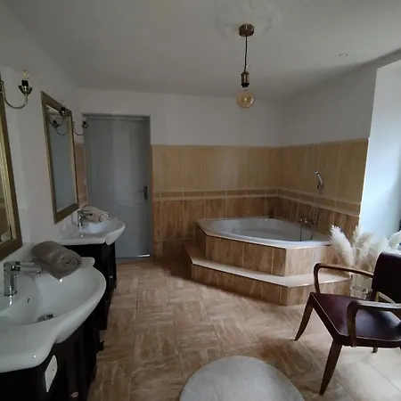 Nocleg ze śniadaniem D'hote La Domaine Du Bagnerot La Chapelle-aux-Bois